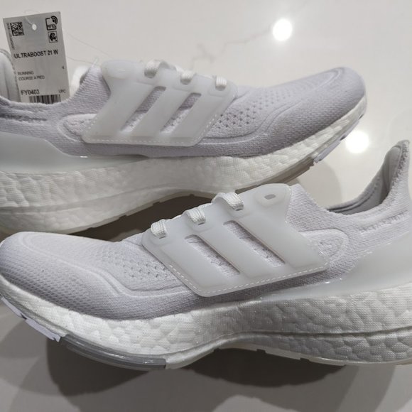 Adidas Ultraboost 21 Running Triple White Shoes Women's 5.5 Ultra Boost FY0403 - Picture 1 of 7